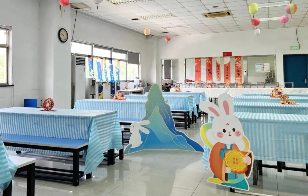 如“月”而至，情满中秋